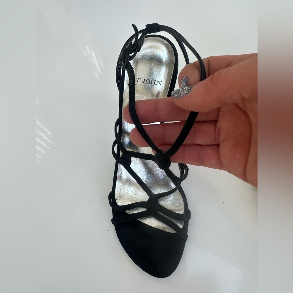 St. John heels size 7 - Picture 8 of 13